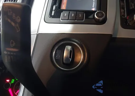 2010 Volkswagen Cc Luxury z USA, uszkodzony, nr VIN WVWHP7AN3AE566529